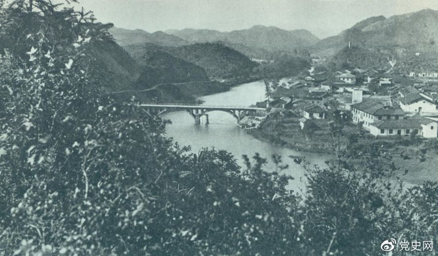 1930年12月，紅軍在龍岡地區(qū)殲滅國(guó)民黨軍第十八師近一萬人，活捉敵師長(zhǎng)張輝瓚。圖為作戰(zhàn)舊址江西興國(guó)東北的龍岡。